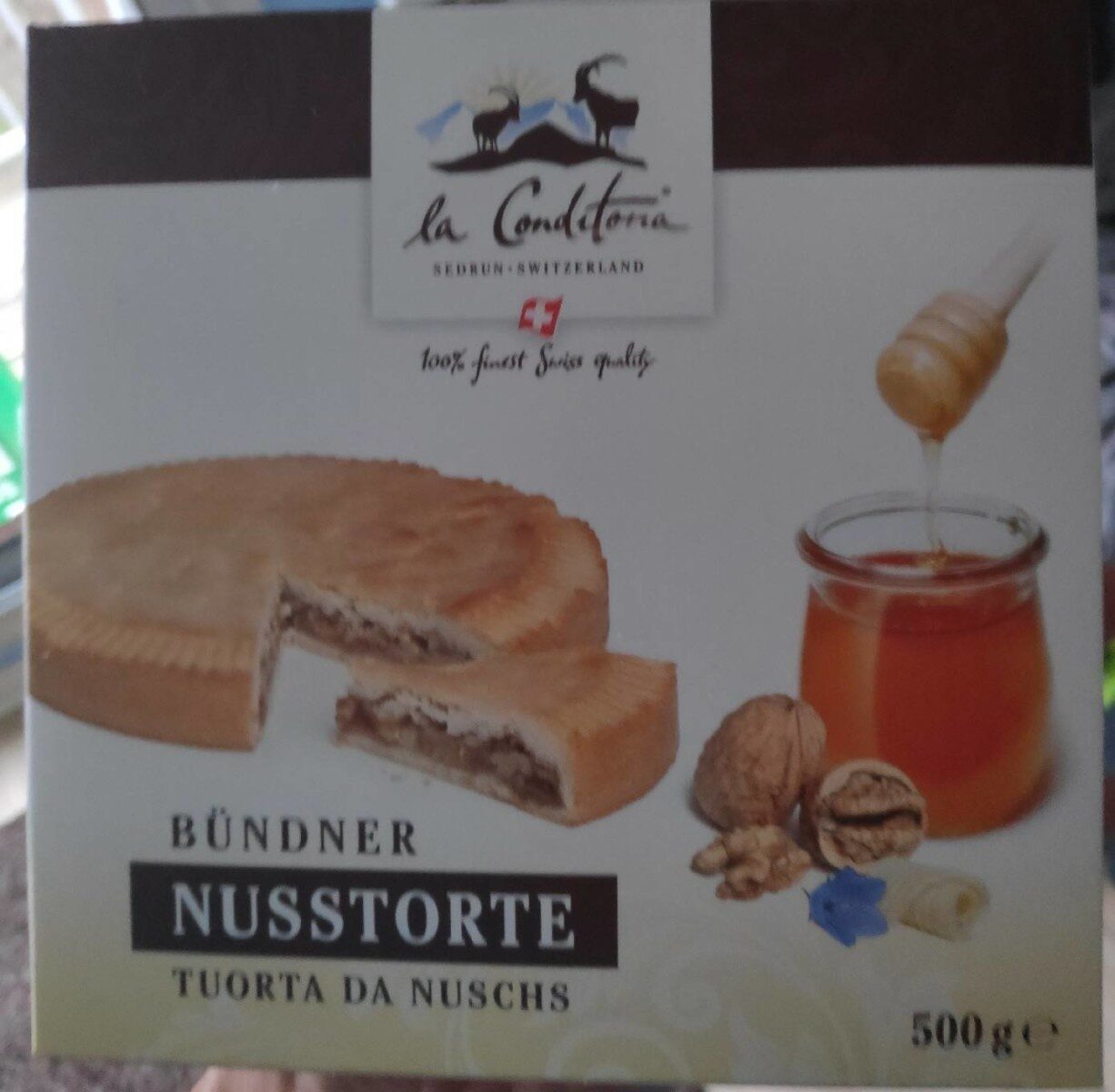 Bündner Nusstorte