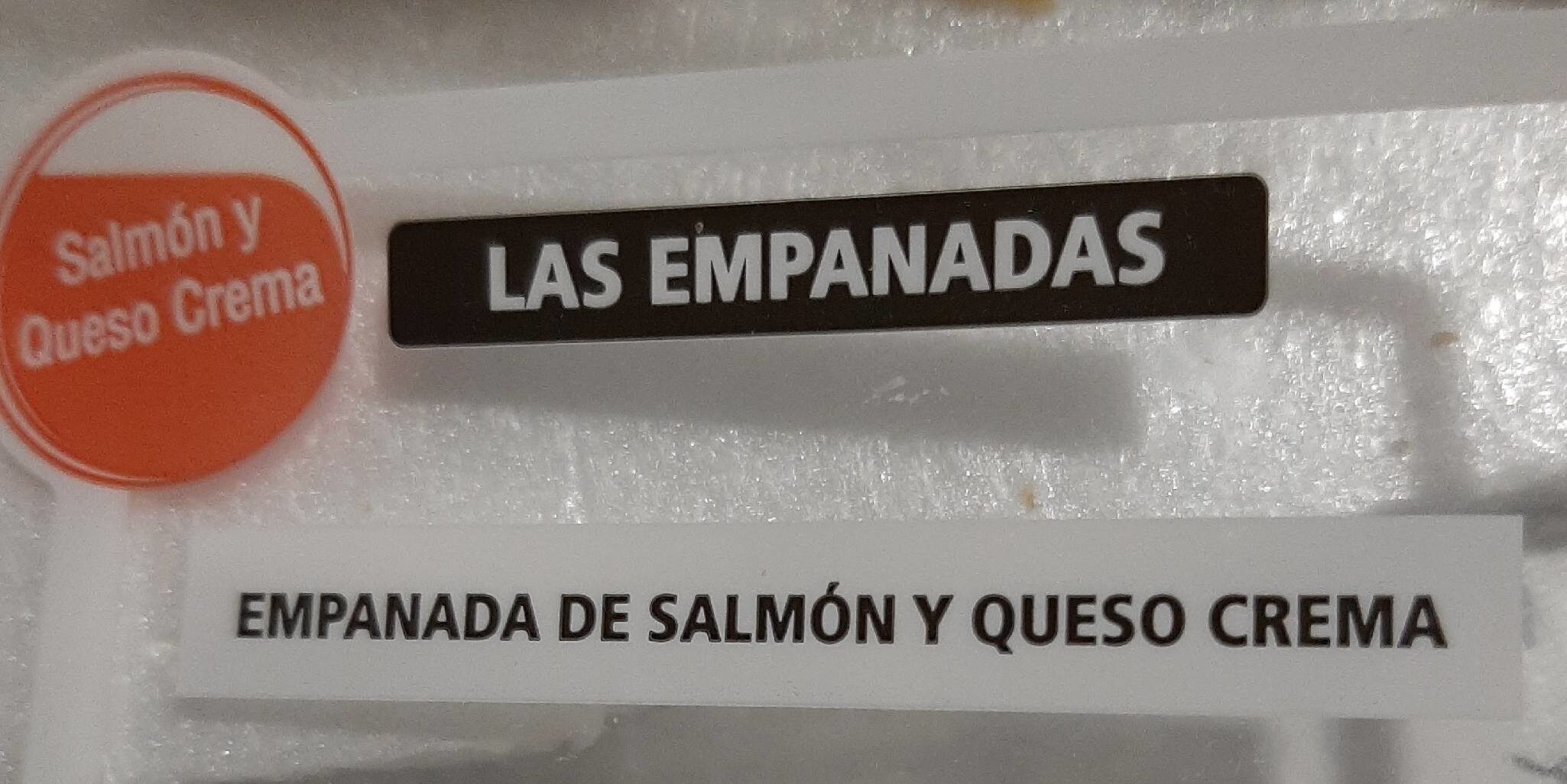 Empanada De Salmón Y Queso Crema