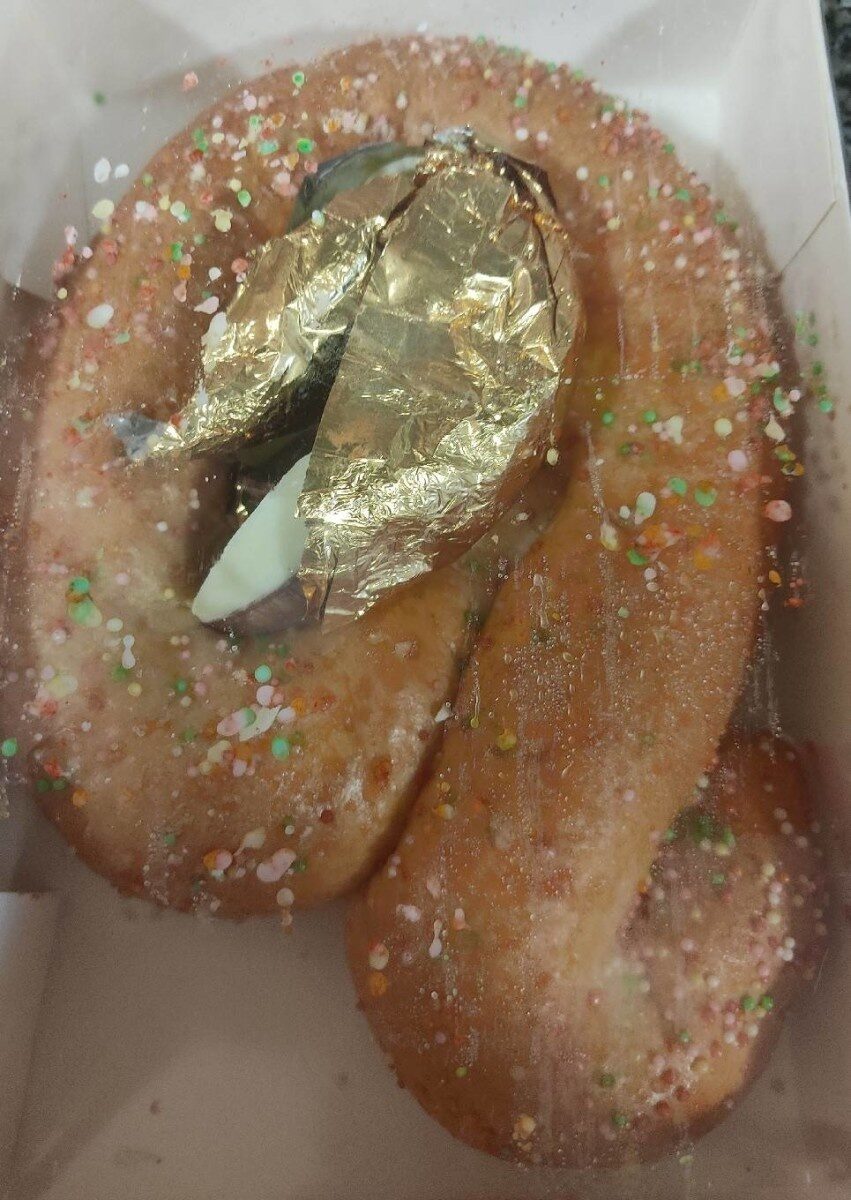 Mona De Pascua Con Huevo De Chocolate Sorpresa