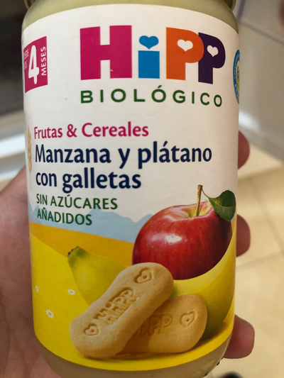 Papilla de frutas con galletas para bebés Papilla de frutas con galletas para bebés