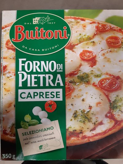 Pizza caprese Pizza caprese