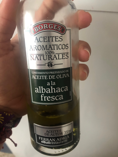 Aceite de oliva a la albahaca Aceite de oliva a la albahaca