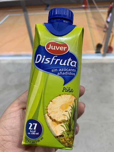 Zuma de piña Zuma de piña