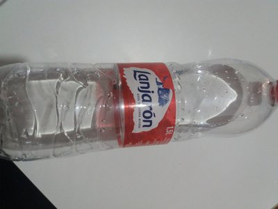 Agua mineral natural Agua mineral natural