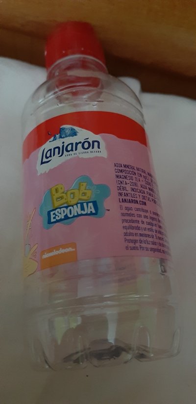 Agua mineral Agua mineral