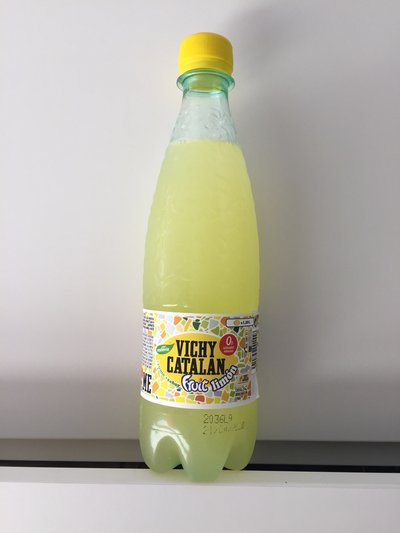 Vichy Catalán con limón Vichy Catalán con limón