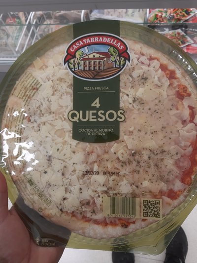 Pizza 4 quesos Pizza 4 quesos