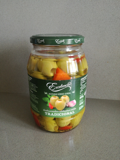 Aceitunas verdes deshuesadas aliñadas estilo tradicional Aceitunas verdes deshuesadas aliñadas estilo tradicional