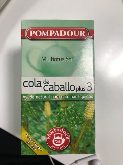 Infusión de plantas naturales con sabor a piña Infusión de plantas naturales con sabor a piña