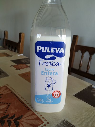 Leche entera fresca Leche entera fresca