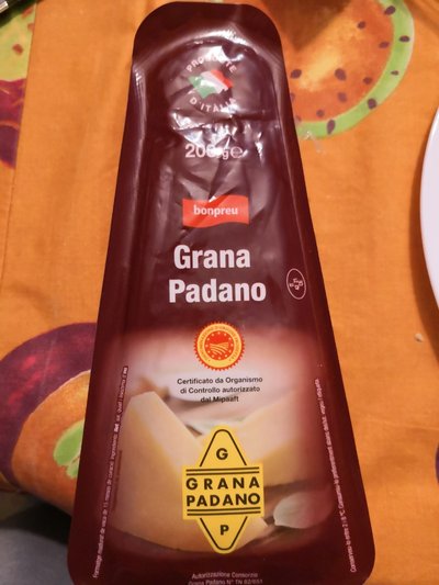 Queso grana padano Queso grana padano