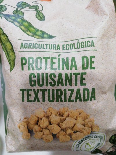 Proteína de guisante texturizada