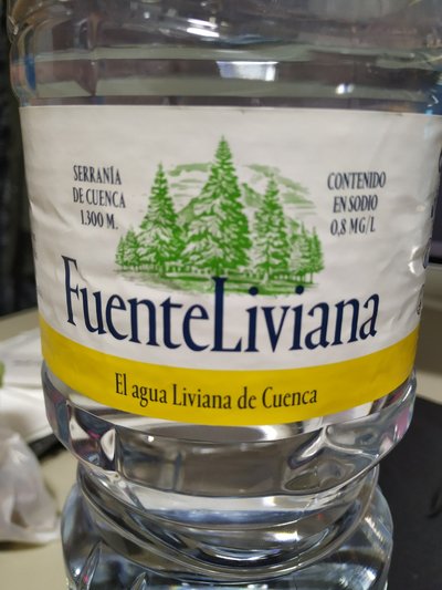 Fuente liviana Fuente liviana