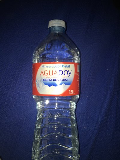 Agua mineral natural Agua mineral natural