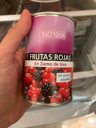 Frutas rojas en zumo de uva Frutas rojas en zumo de uva