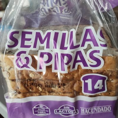 Pan semillas y pipas Pan semillas y pipas