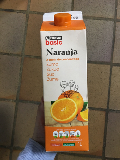 Zumo de naranja a partir de concentrado Zumo de naranja a partir de concentrado