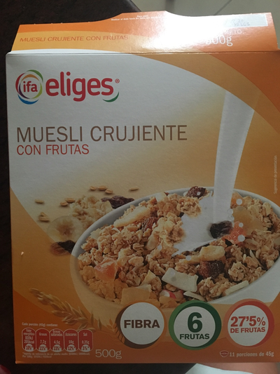 Muesli crujiente con frutas Muesli crujiente con frutas