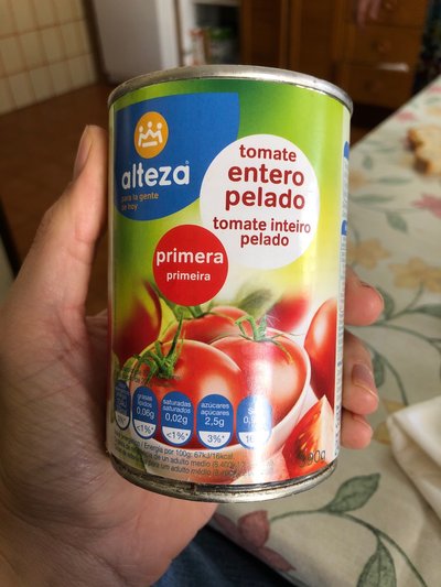 Tomate entero pelado