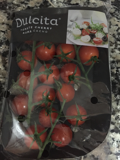Tomate cherry Tomate cherry