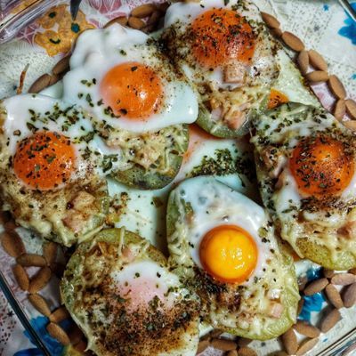 Patatas rellenas con huevo