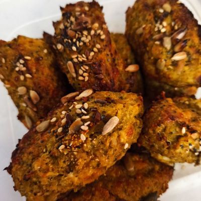 Croquetas de brócoli con queso y atún. 