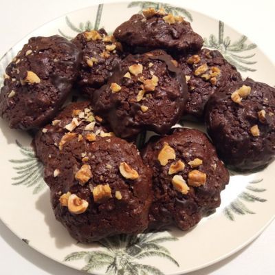 Galletas de chocolate y naranja con frutos secos