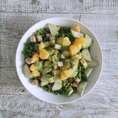 Ensalada templada de guisantes y quinoa