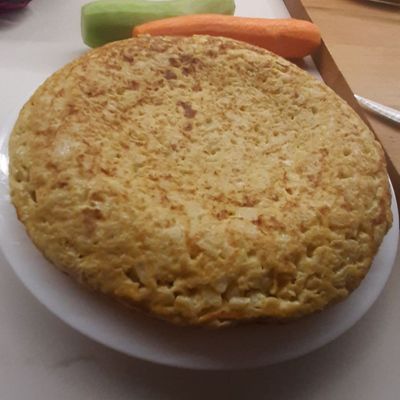 Tortilla de coliflor y cebolla