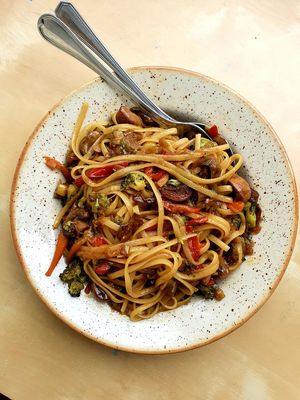 WOK DE VERDURAS CON SALSA DE SOJA 🍲