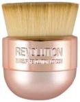 Makeup Revolution Oval Precision Kabuki Brush Pędzel Do Makijażu 1 szt