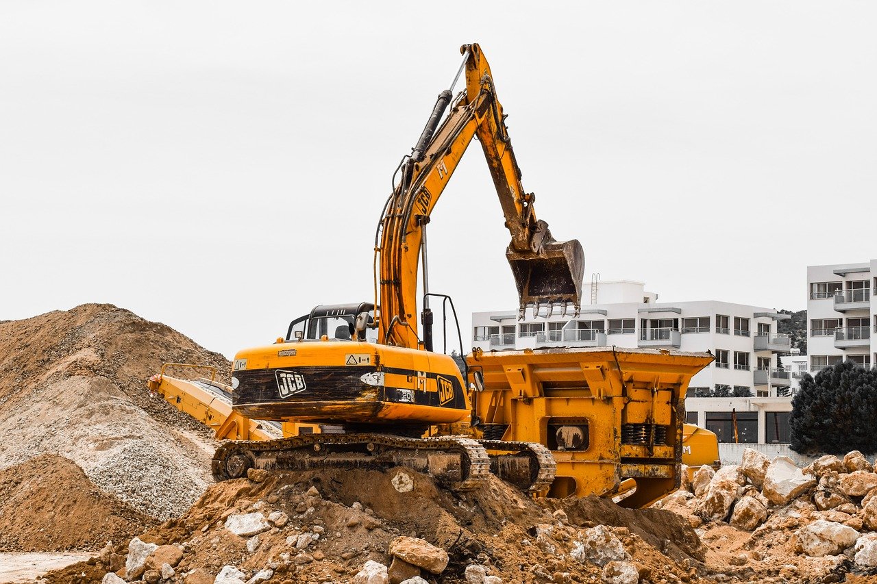 Construction Equipment Sales Drop 8 Per Cent in FY22