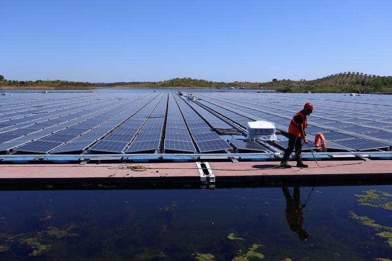 Portugal Set To Start Europe's Largest Floating Solar Park