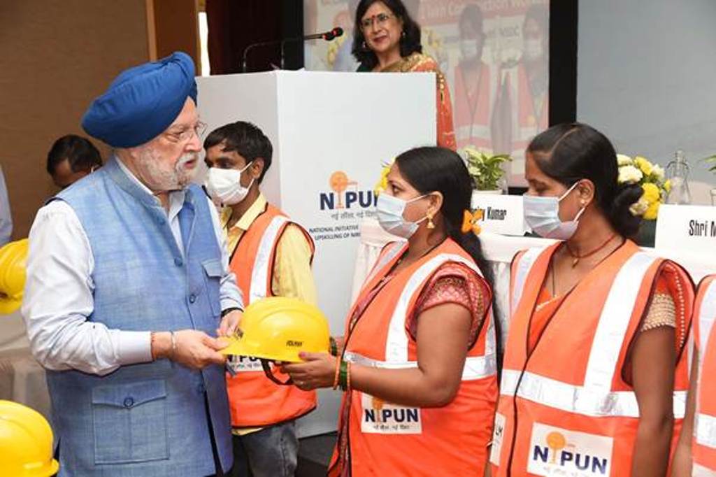 Govt Launches NIPUN Scheme to Train Construction Workers