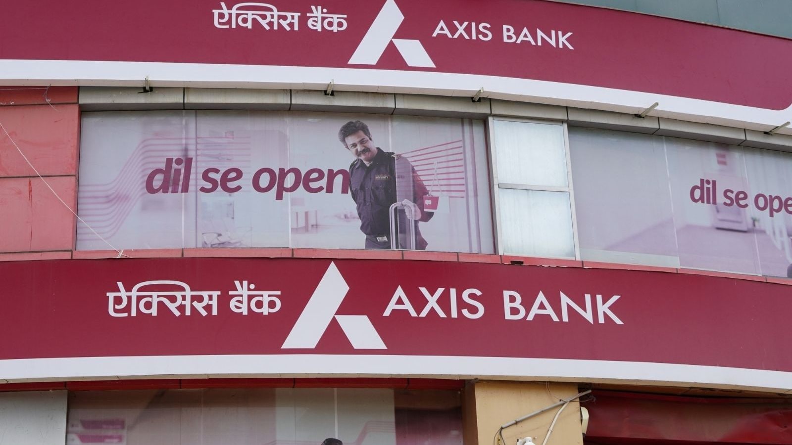 Axis Bank & Square Yards Launch Open Doors
