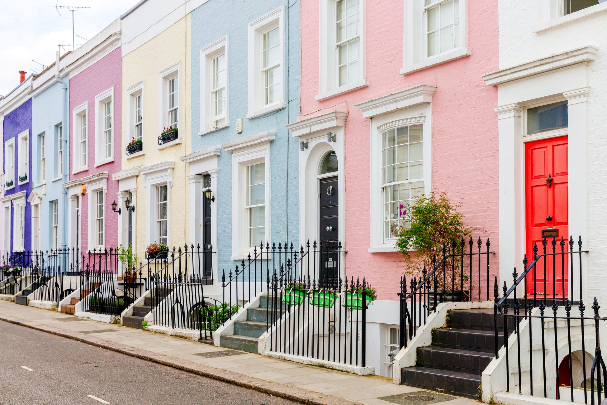 U.K. Property Market Resilient Despite Economic Challenges