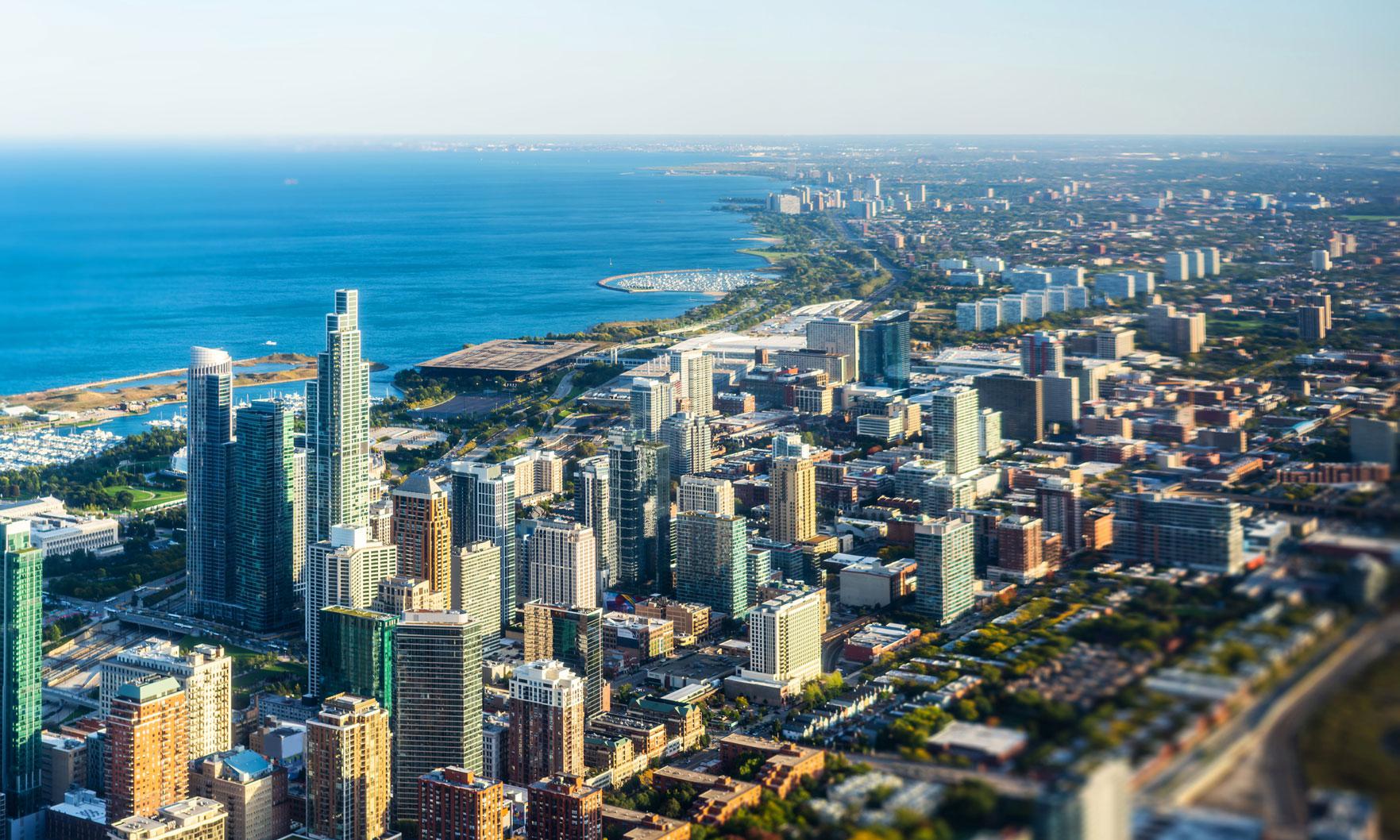 Chicago to Convert Aging Office Buildings in Residential Units