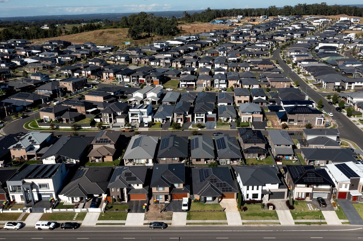 Australian Housing Prices Record Sixth-Month Slump in A Row
