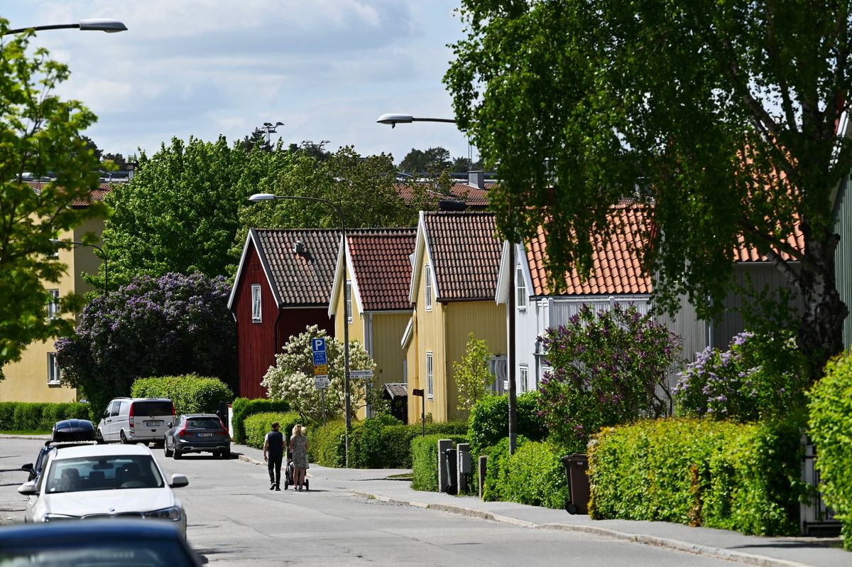 Swedish Housing Faces Worst Rout Since 1990s