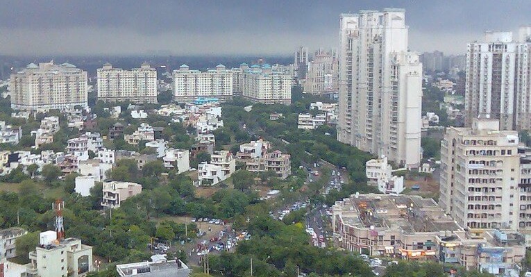 HOUSING PRICES SOAR IN DELHI-NCR; GOLF COURSE ROAD SEES