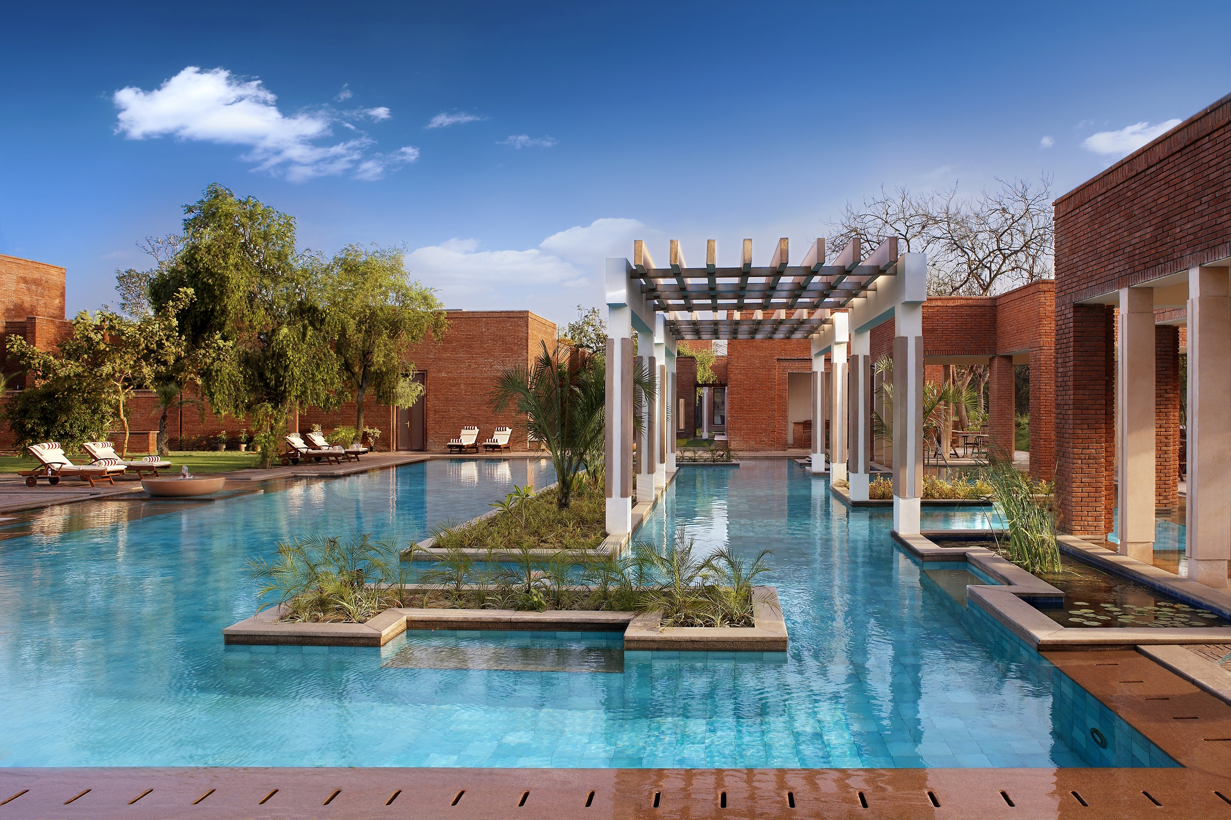 ITC Mughal First Hotel Globally To Receive Leed Zero Water Certification