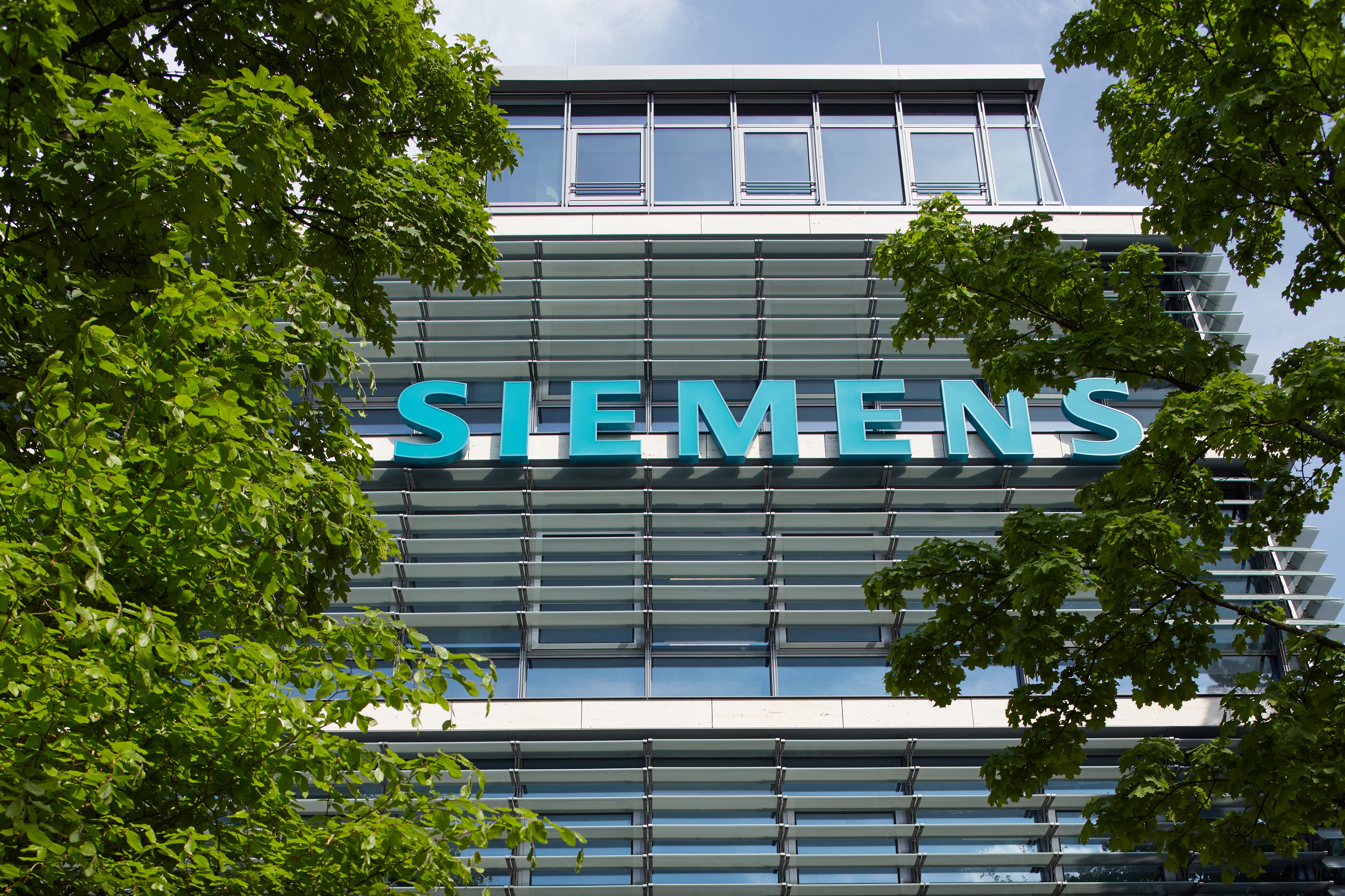 Siemens To Equip Mumbai Metro Line 2B With Electrification Technologies