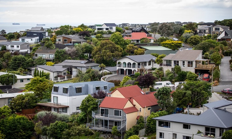 New Zealand’s Profitable Home Resales Tumble To Lowest Since 2015