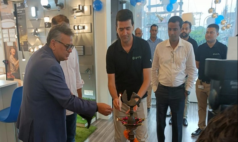 Signify Launches Its 4th Philips Smart Light Hub In Noida