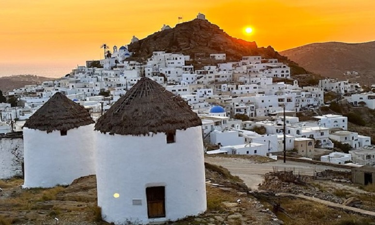 Greek Expats Snap Up Holiday Homes In Home Country