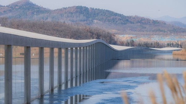 Unveiled One-Kilometre-Long Zaishui Art Museum On Lake In China