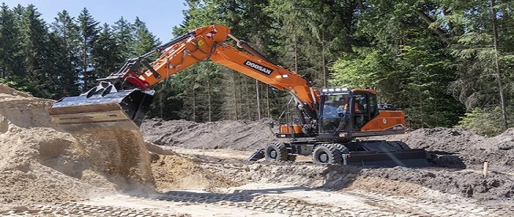 Doosan Introduces 10 New Excavators