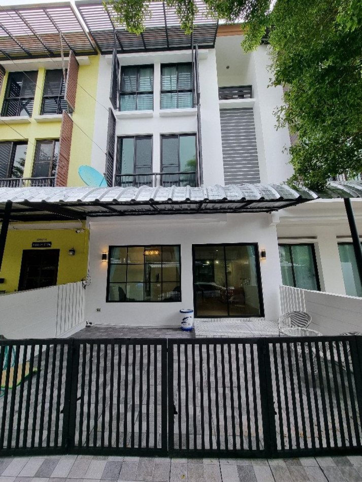 ภาพให้เช่า ทาวน์โฮม Areeya Mandarina Sukhumvit 77 ID-