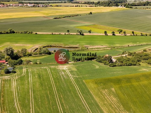 Prodej stavebního pozemku 1796 m²