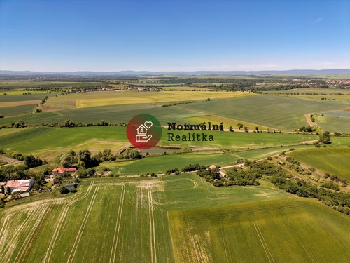 Prodej stavebního pozemku 1796 m²
